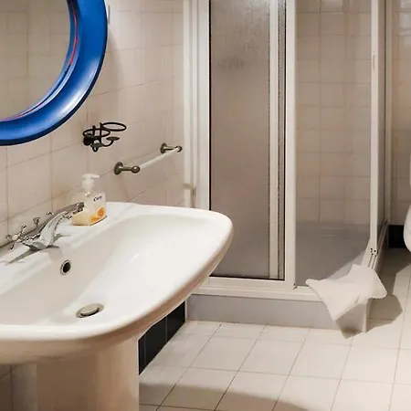 Corregos De Santa Luzia Sleeps 14 With Pool And Wifi